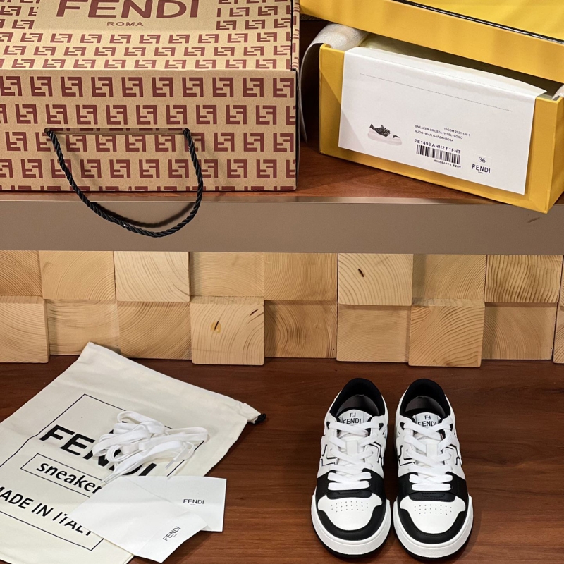 F**di casual shoes